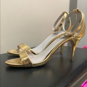 Steve Maddens gold size 7.5